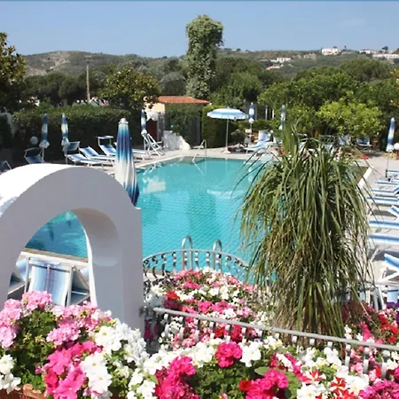 Tre Sorelle Otel