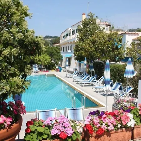 Tre Sorelle Otel Sant'Angelo (Isola d'Ischia)